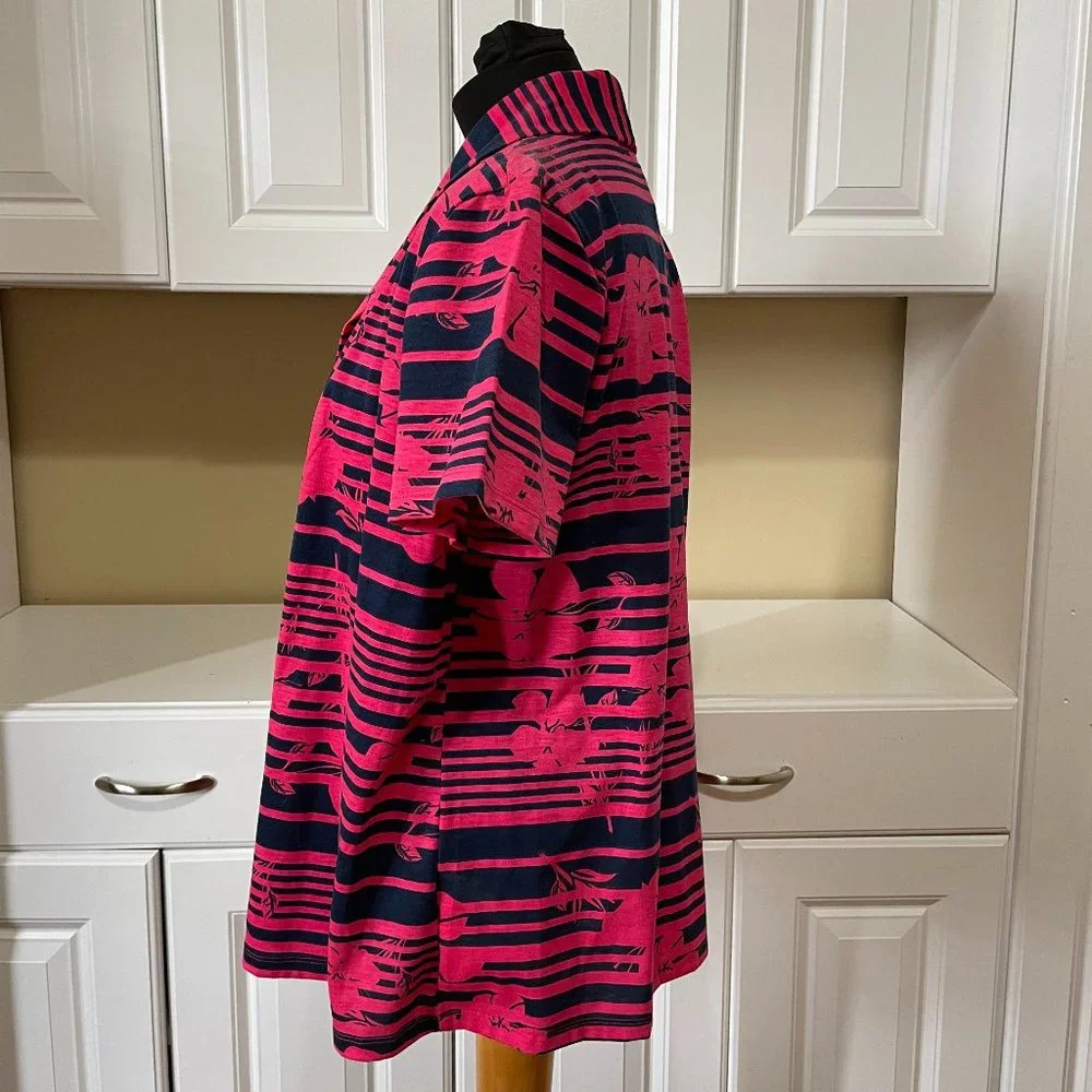 Carolyn Taylor Printed Short Sleeve W/ 2 Fer Solid Insert Top & Necklace… - Picture 2 of 14